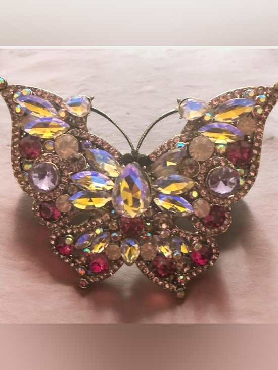Jewelry - LARGE Crystal Butterfly Brooch - Multicolor Sparkle